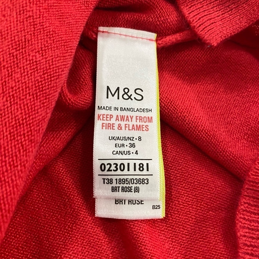 Marks & Spencer red crewneck 100% Acrylic preppy sweater size 4 - Picture 4 of 8